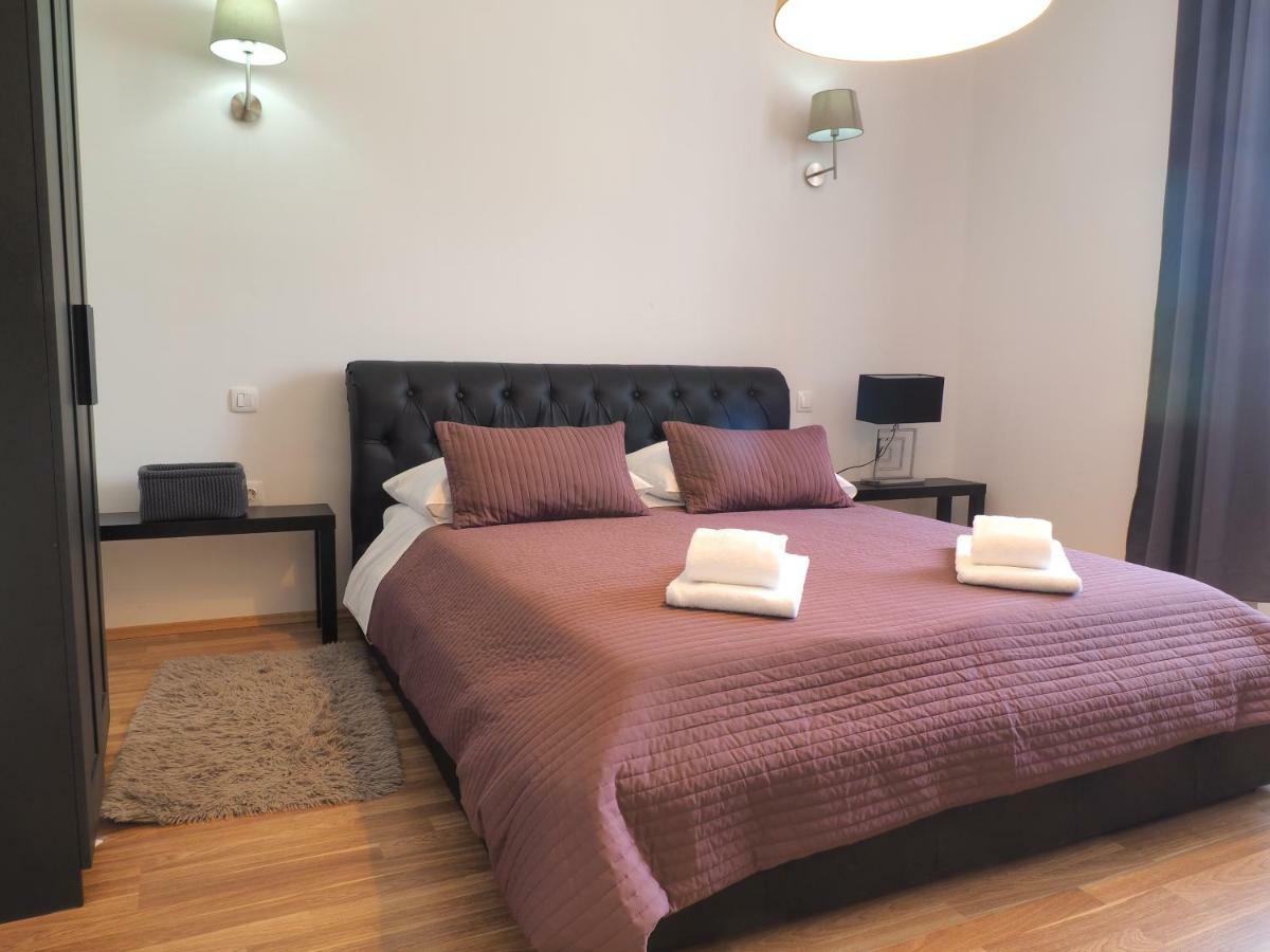 Captain Emo City Apartments プーラ エクステリア 写真